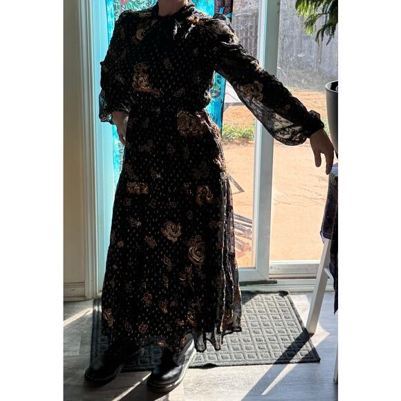 Express Black Gold Embroidered Midi Dress NWT Small Witchy Eventwear - Picture 13 of 16